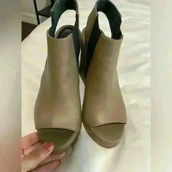 Balenciaga "Sky High" Wedges size 37 - Picture 3 of 15